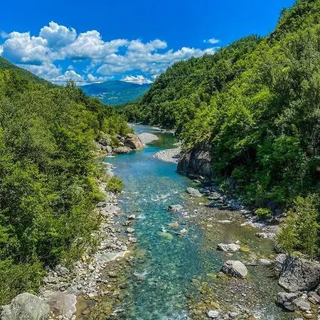 A Schiera Con Giardino - Val Trebbia Vakantiehuis Montarsolo